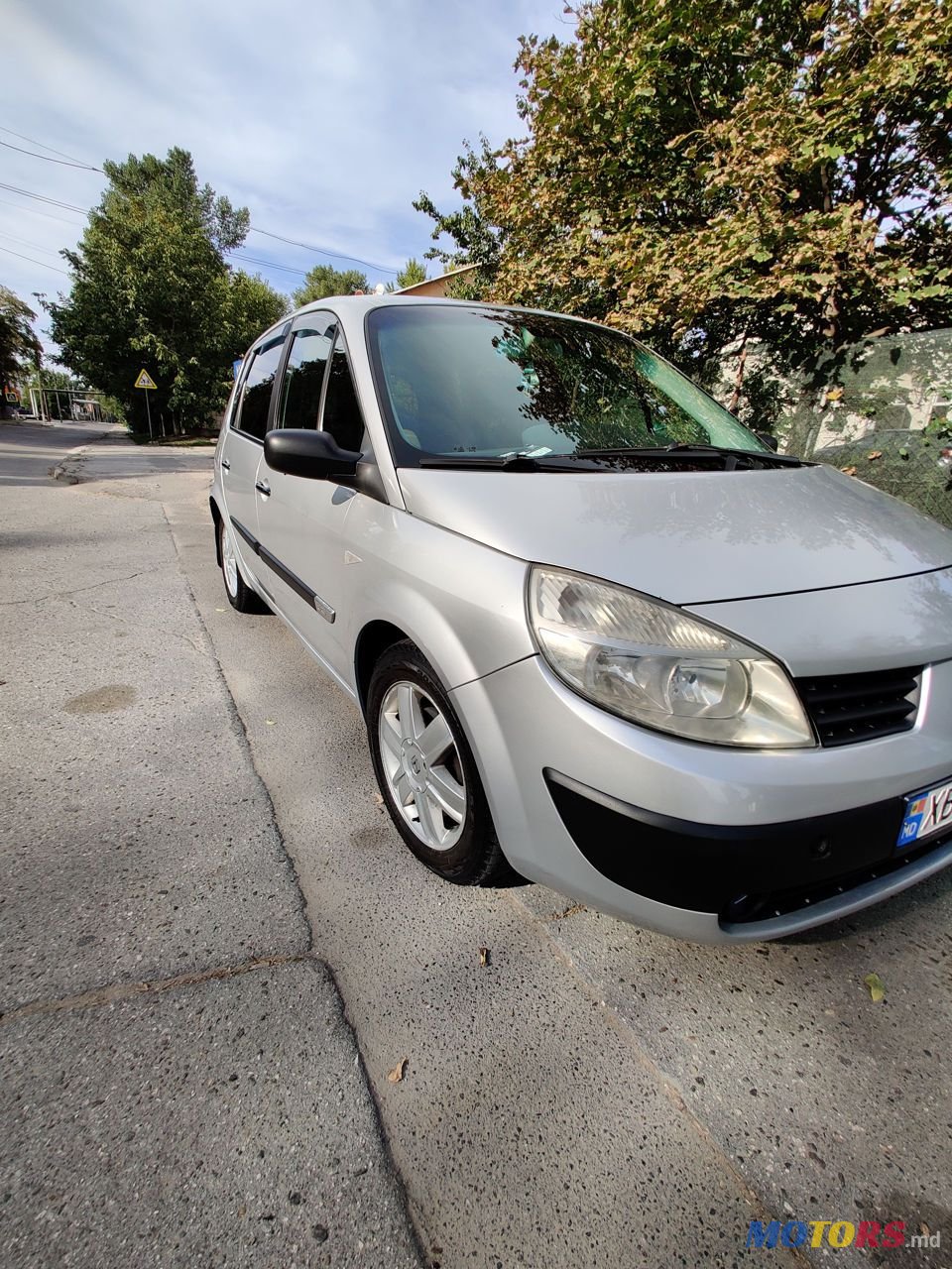 2005' Renault Scenic photo #1