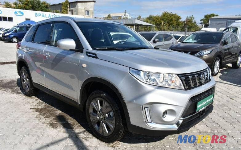 2019' Suzuki Vitara photo #1