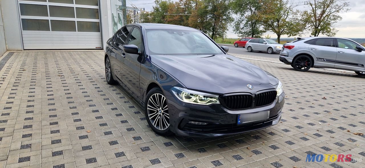 2017' BMW 5 Series photo #3