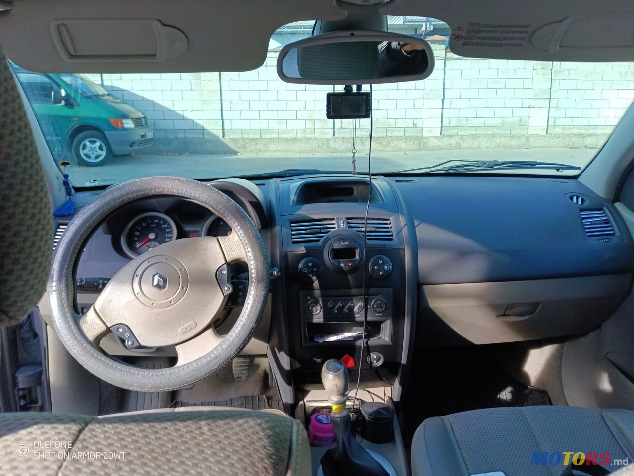 2005' Renault Megane photo #1