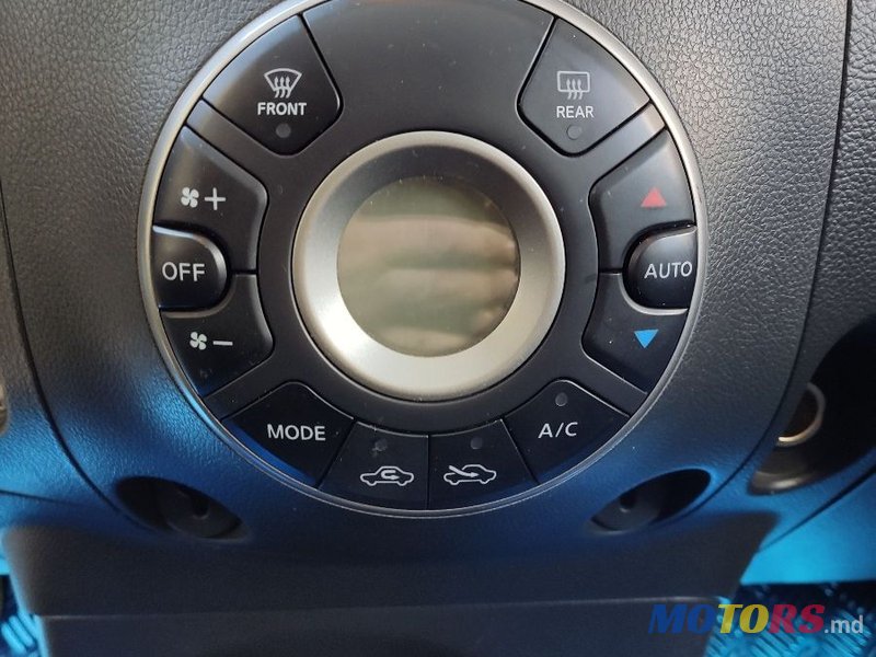 2010' Nissan Cube photo #6