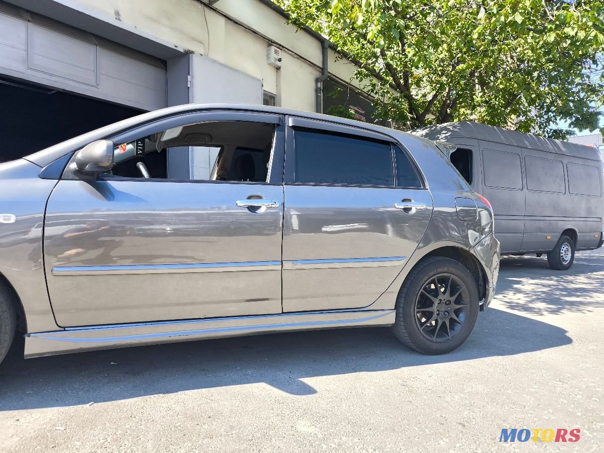 2005' Toyota Corolla photo #6