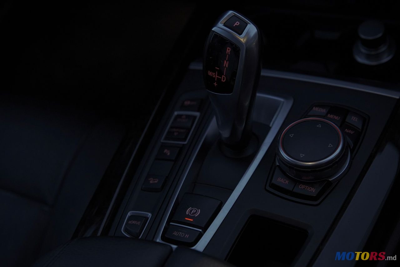 2016' BMW X5 photo #6