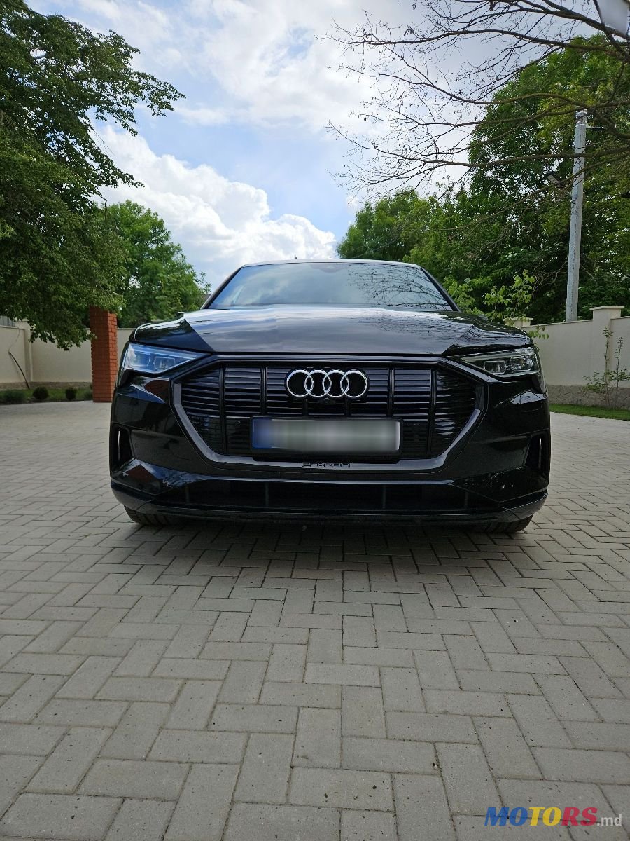 2020' Audi e-tron photo #5