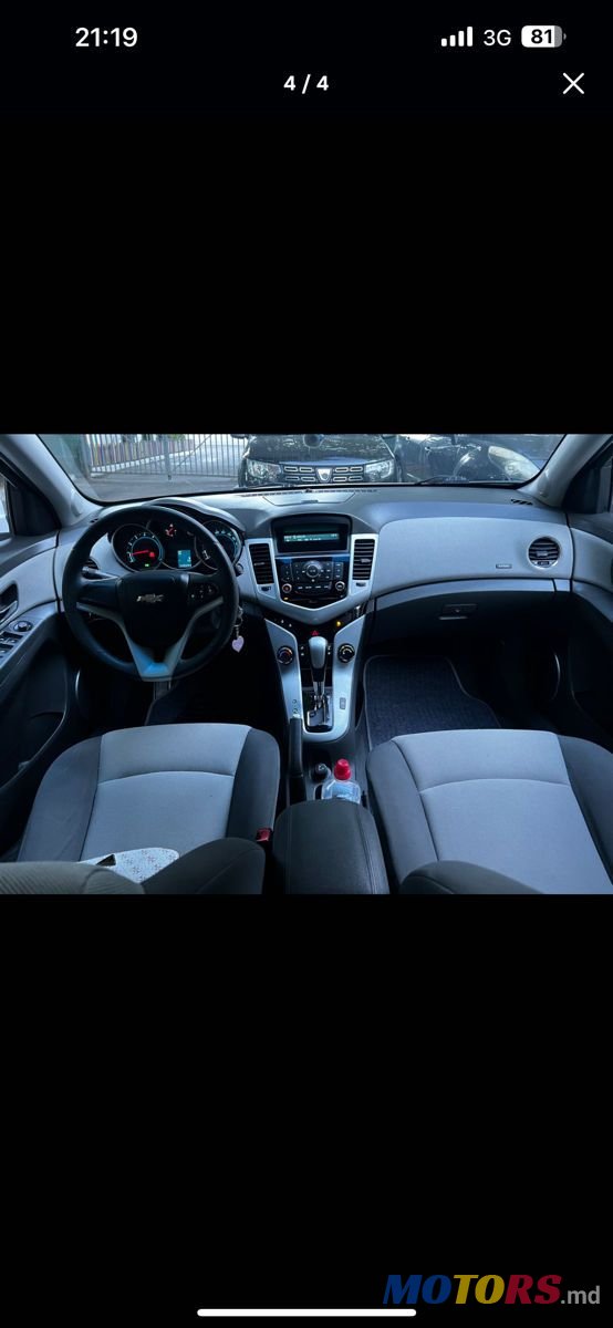 2009' Chevrolet Cruze photo #2