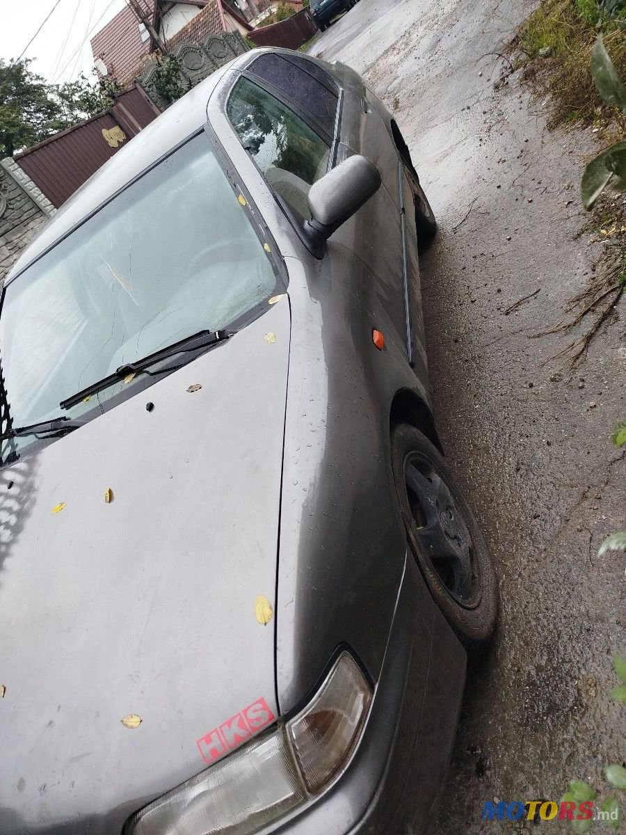 1996' Nissan Primera photo #3