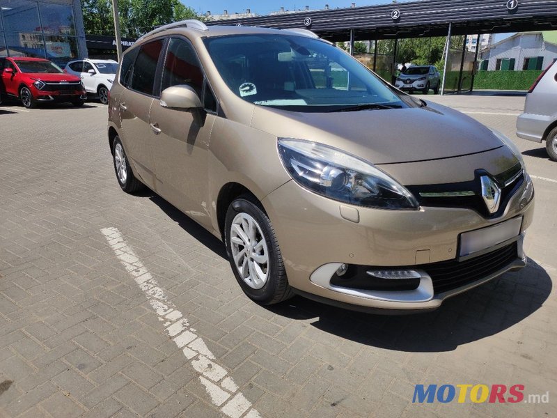 2014' Renault Grand Scenic photo #4