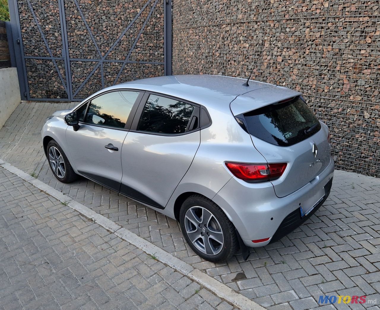 2019' Renault Clio photo #3