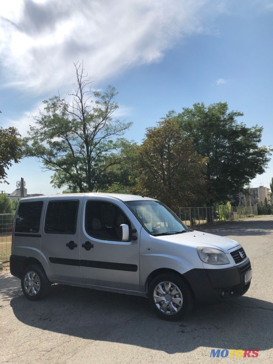 2007' Fiat Doblo Panorama photo #2