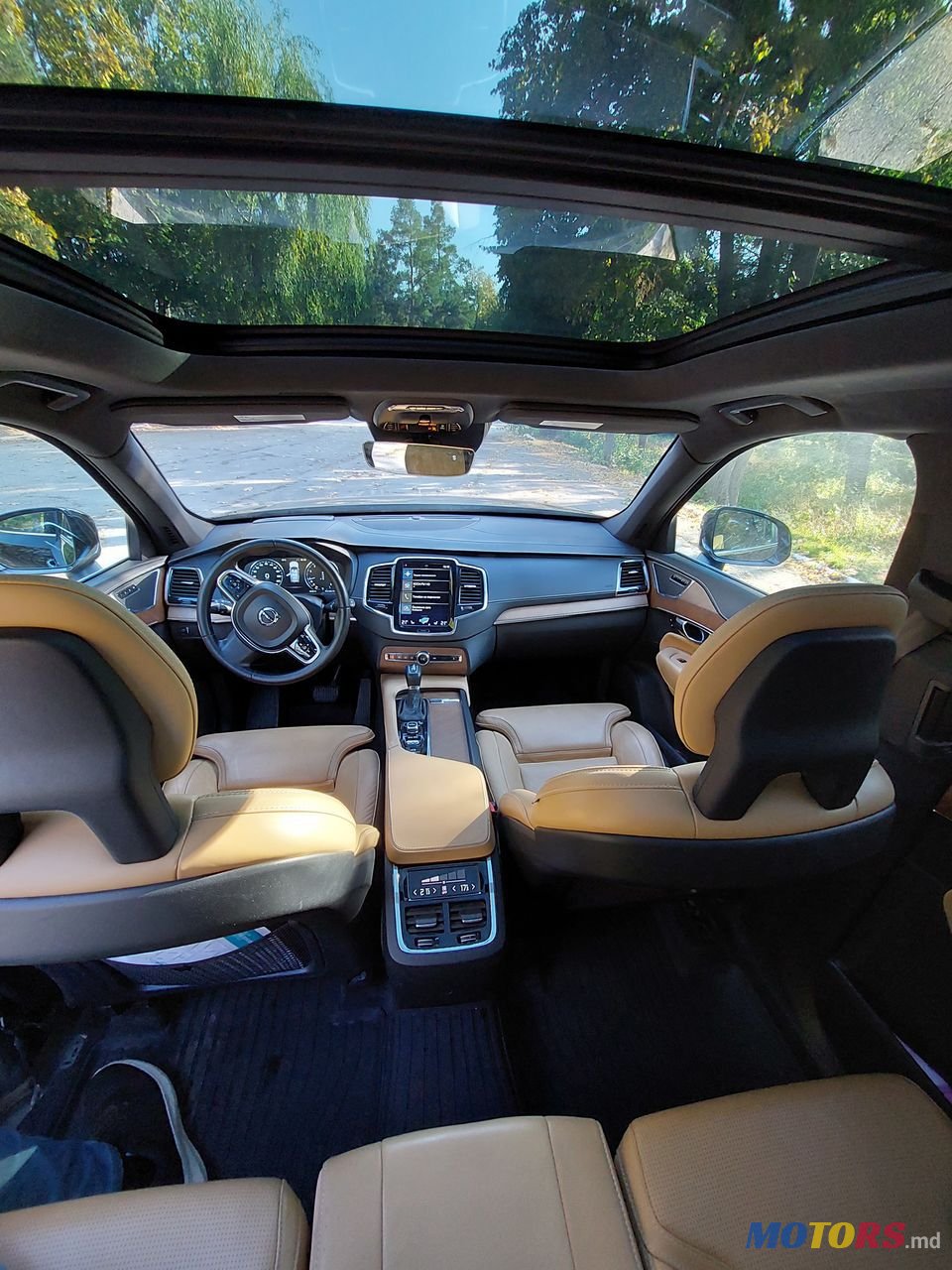 2016' Volvo XC90 photo #2