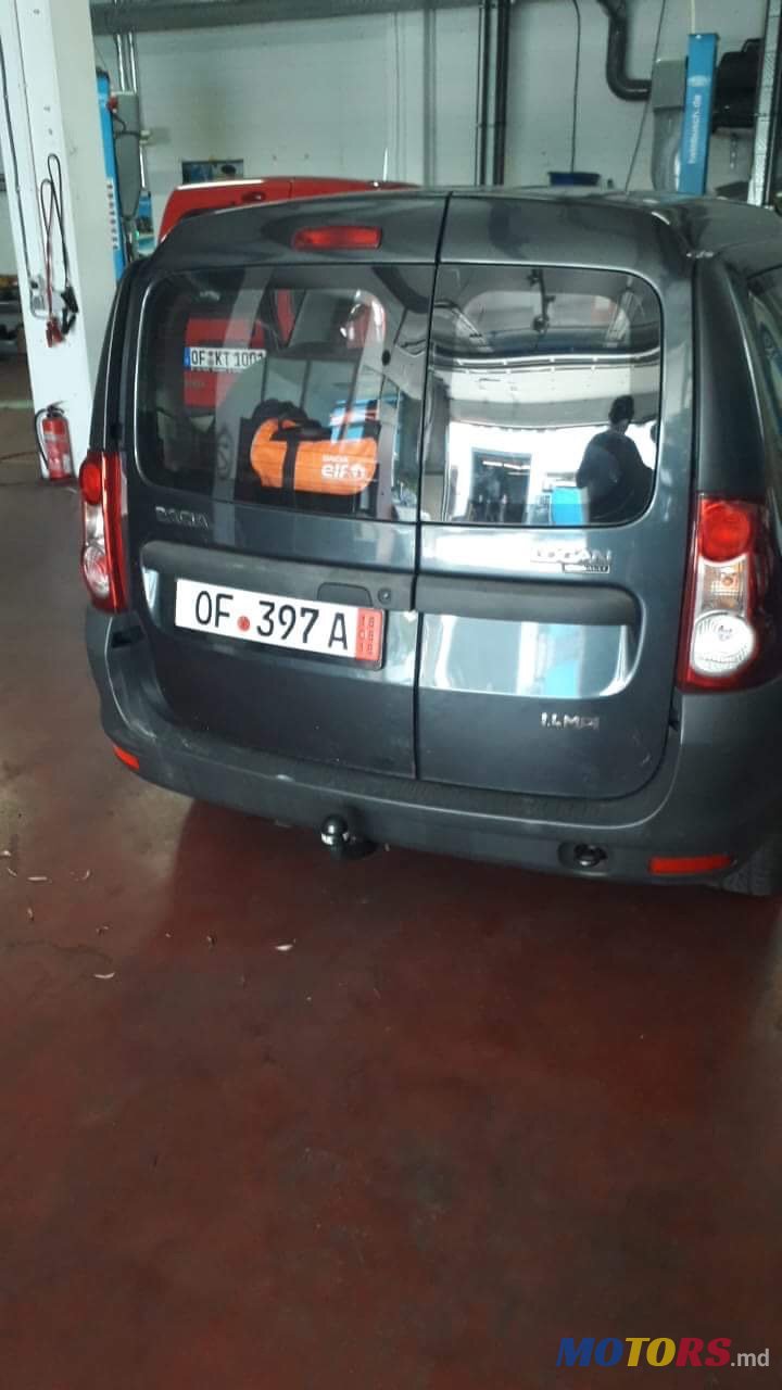 2009' Dacia Logan MCV photo #4
