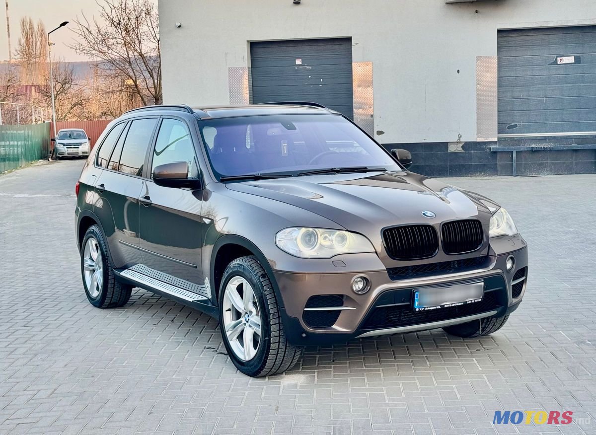 2011' BMW X5 photo #6
