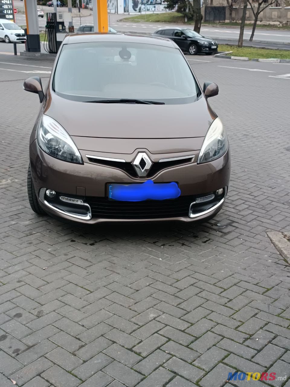 2012' Renault Grand Scenic photo #1