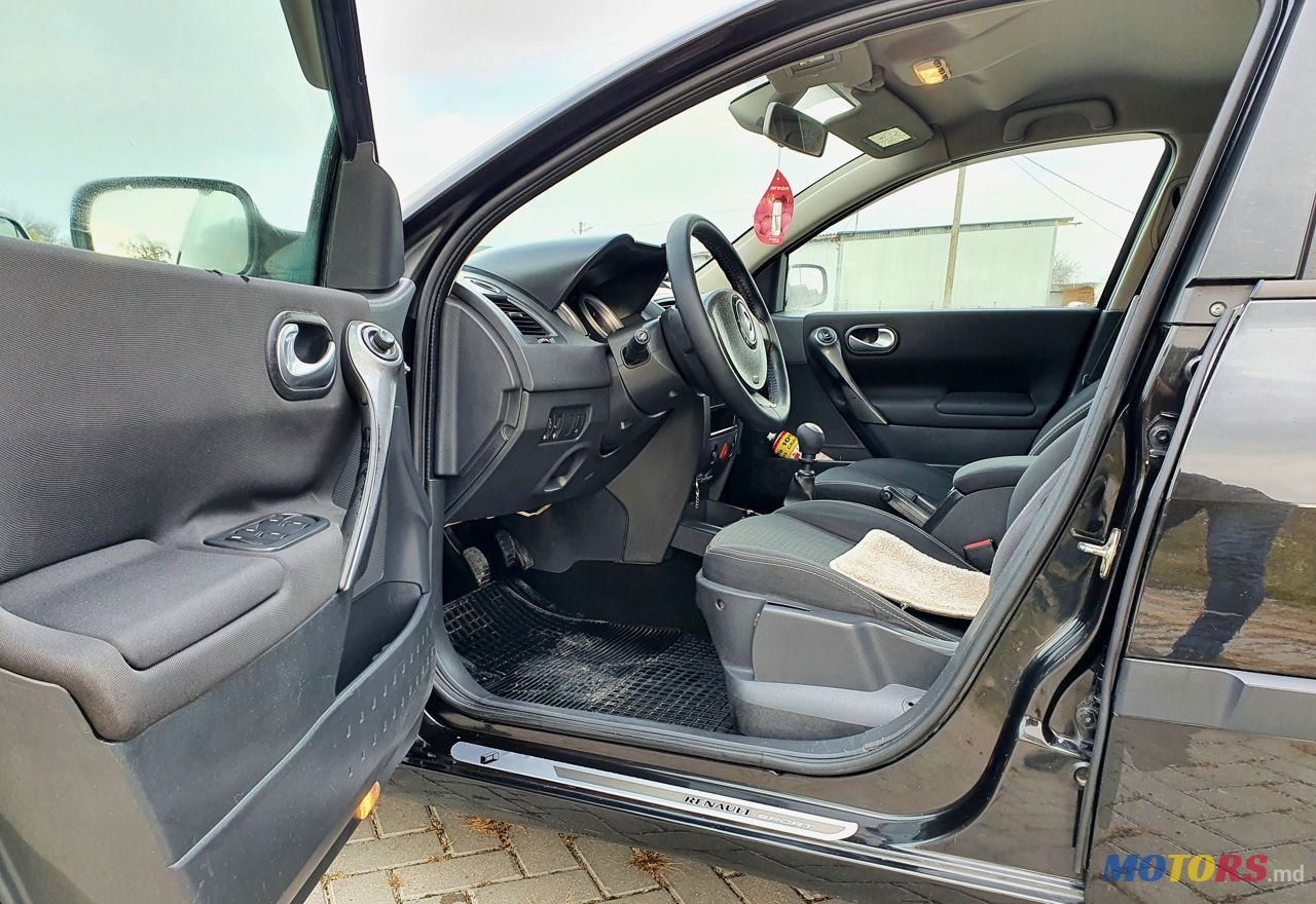 2006' Renault Megane photo #6