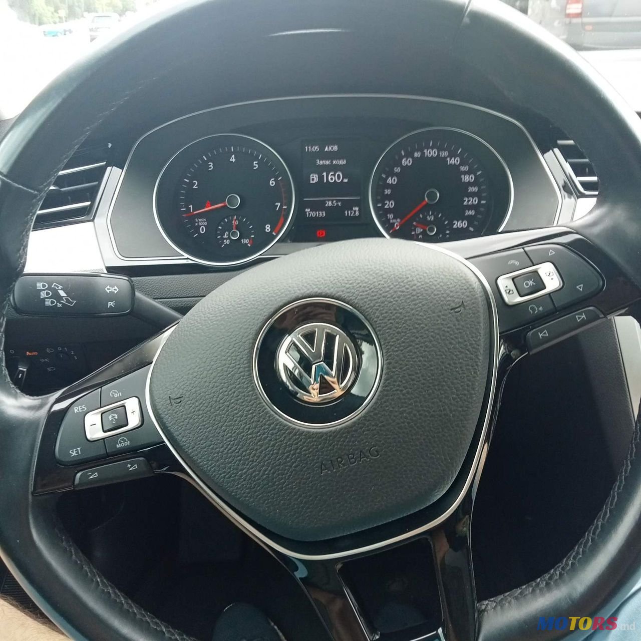 2015' Volkswagen Passat photo #5