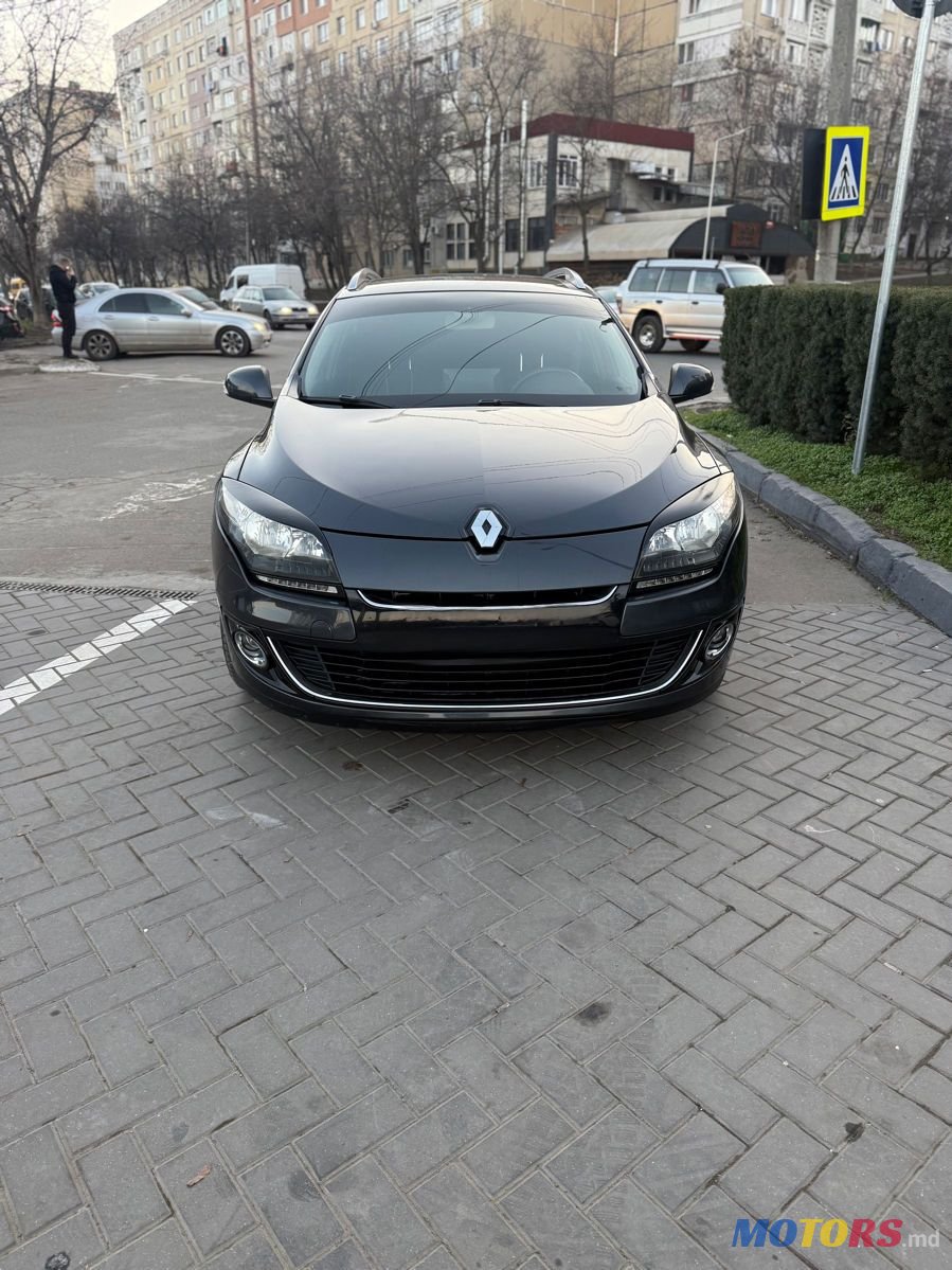 2012' Renault Megane photo #3