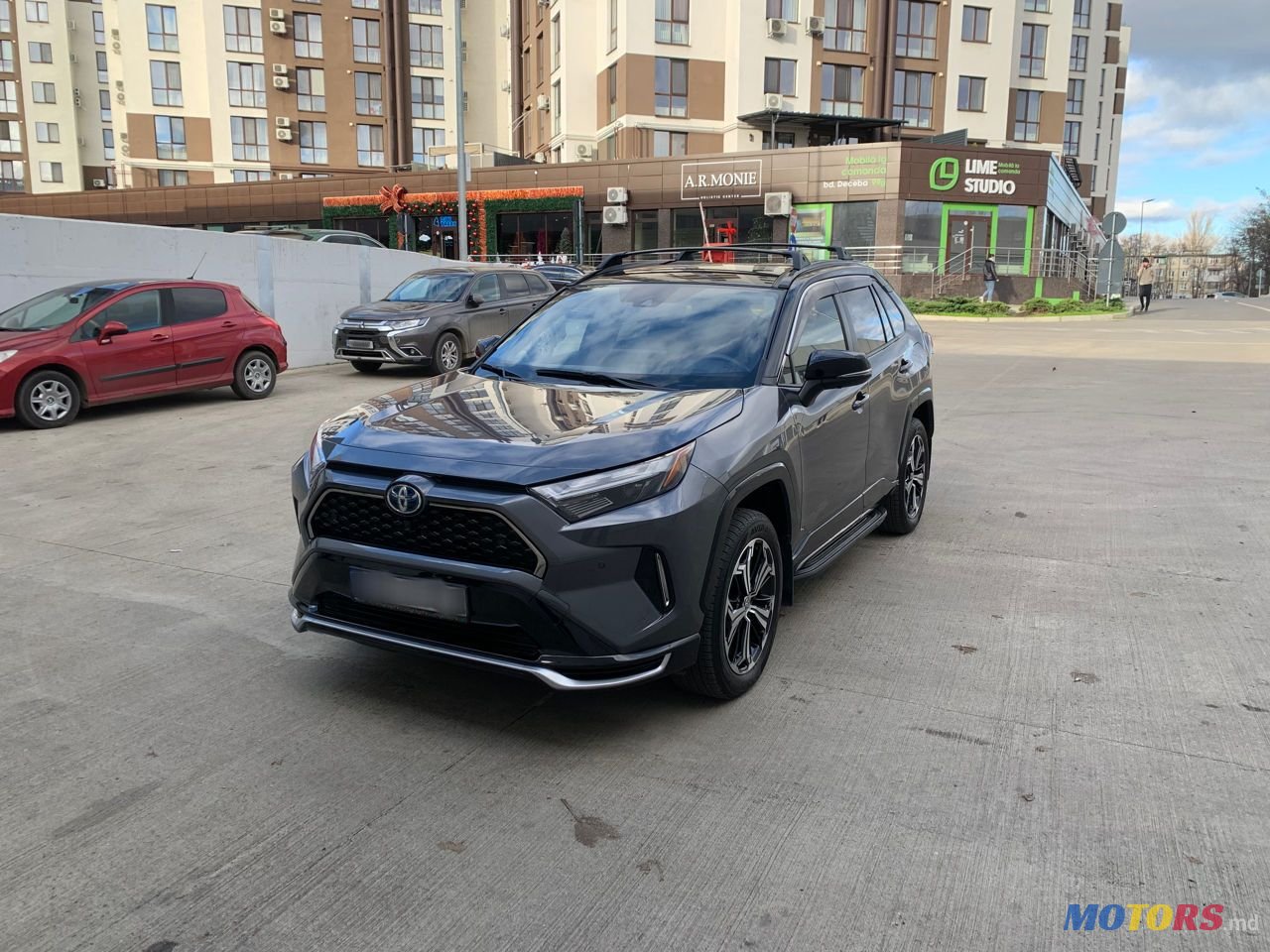 2024' Toyota RAV4 photo #3