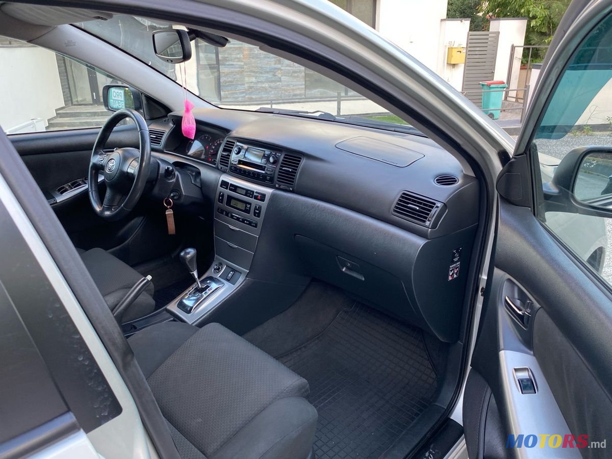 2005' Toyota Corolla photo #6