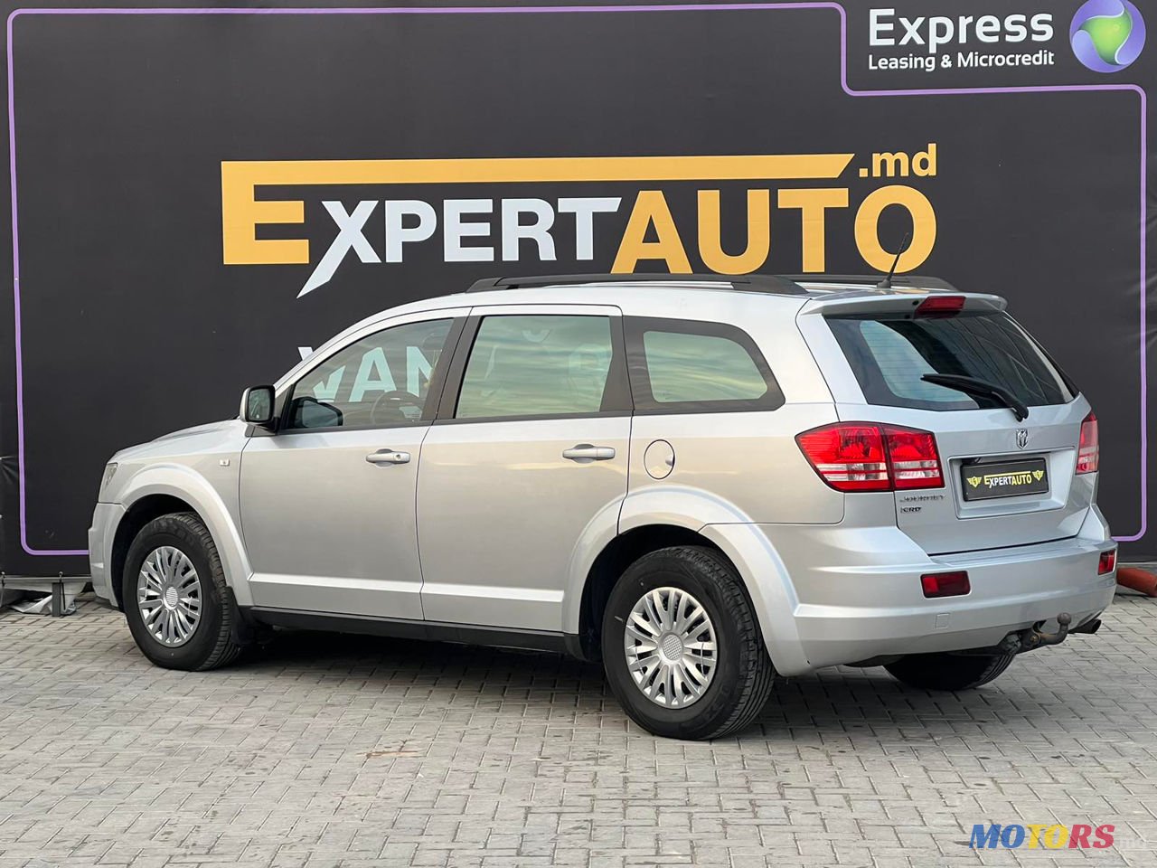 2008' Dodge Journey photo #4