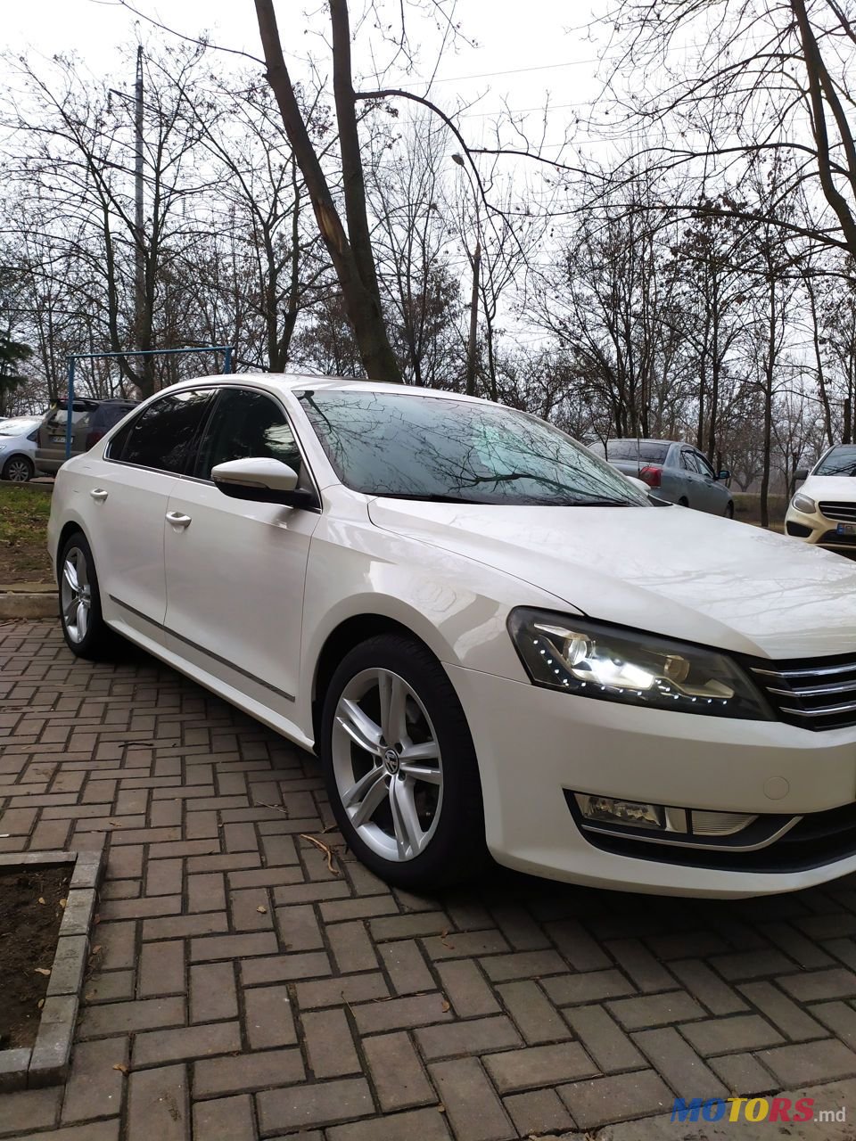 2012' Volkswagen Passat photo #1