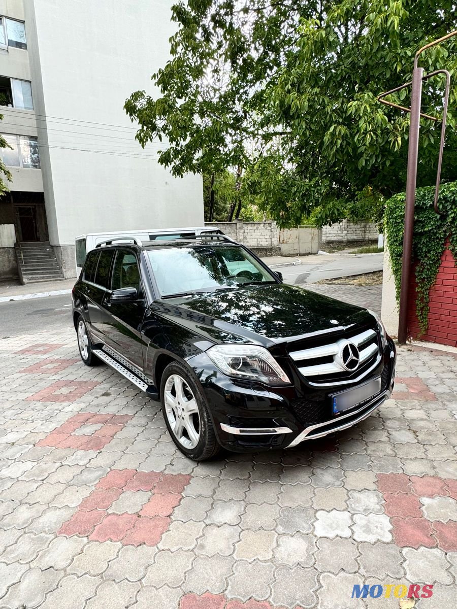2014' Mercedes-Benz GLK-Class photo #5