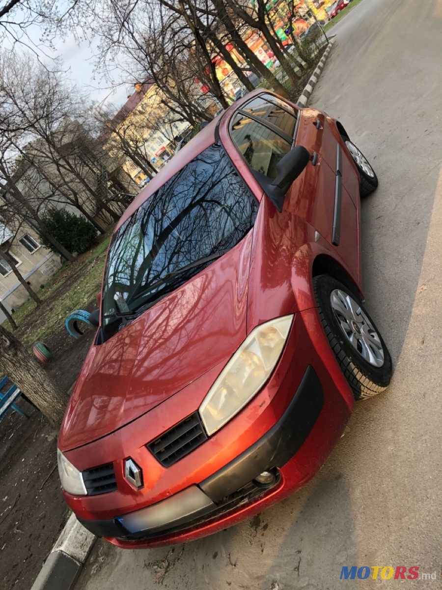 2004' Renault Megane photo #1