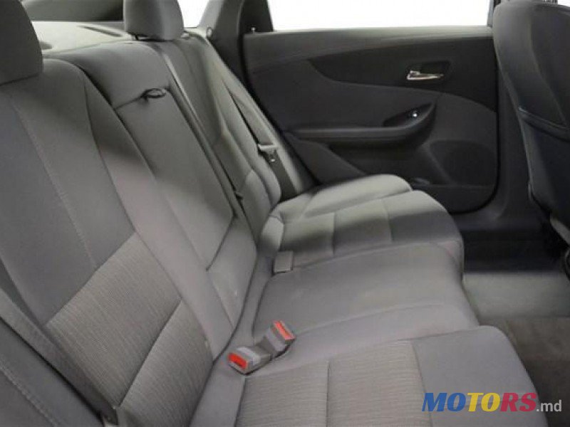 2014' Chevrolet Captiva photo #2