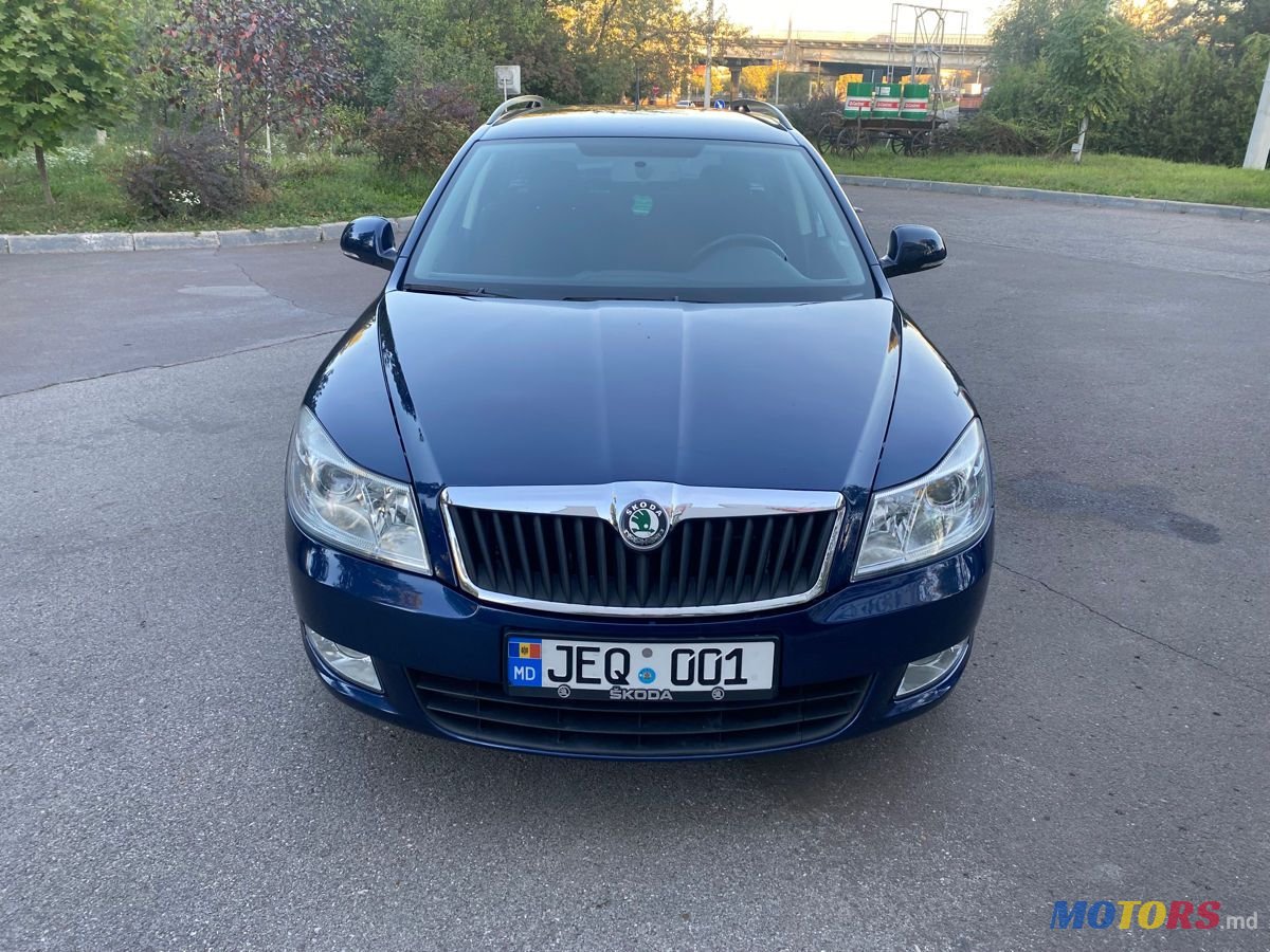 2013' Skoda Octavia photo #2