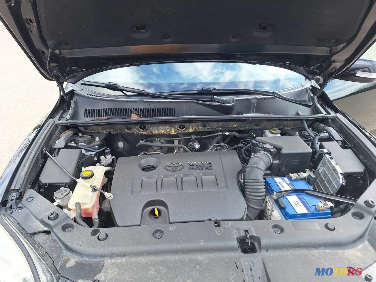 2011' Toyota RAV4 photo #5