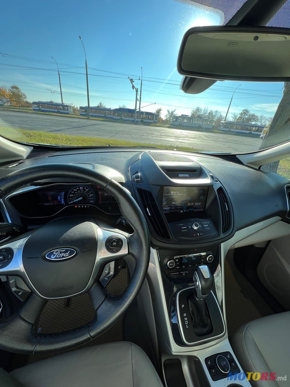 2013' Ford C-MAX photo #6