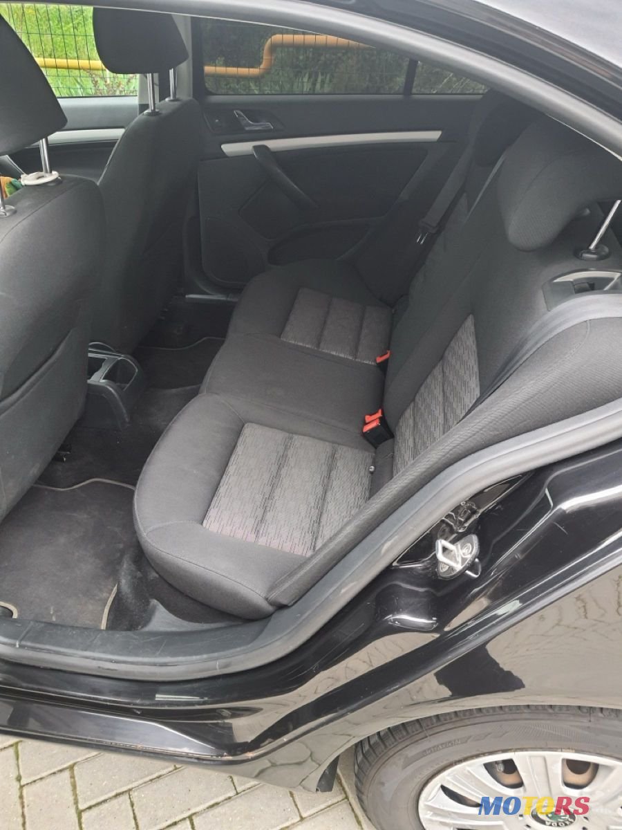 2010' Skoda Octavia photo #4