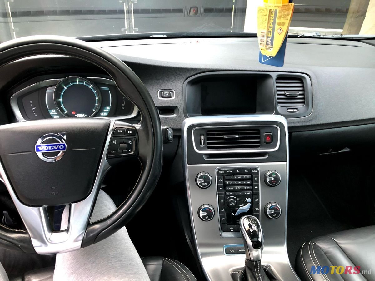 2013' Volvo V60 photo #4