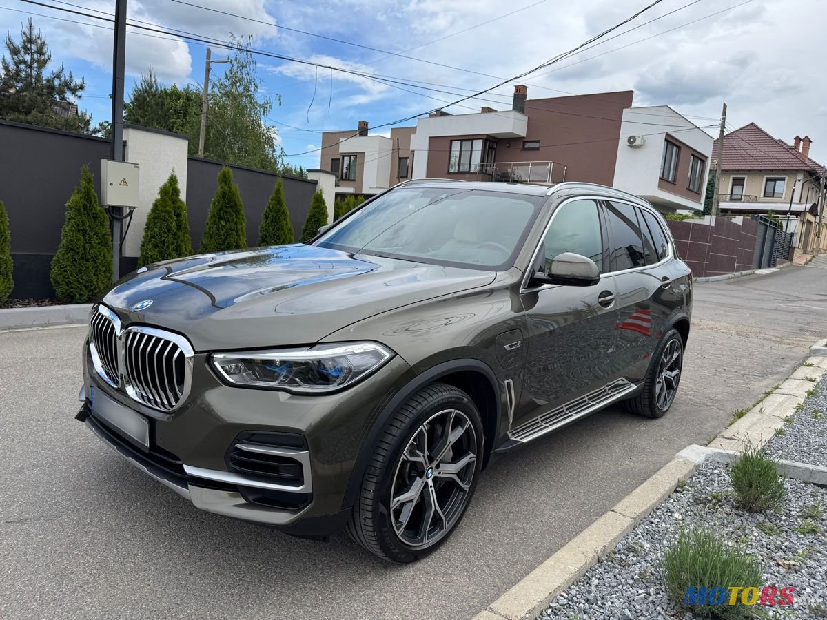 2021' BMW X5 photo #6