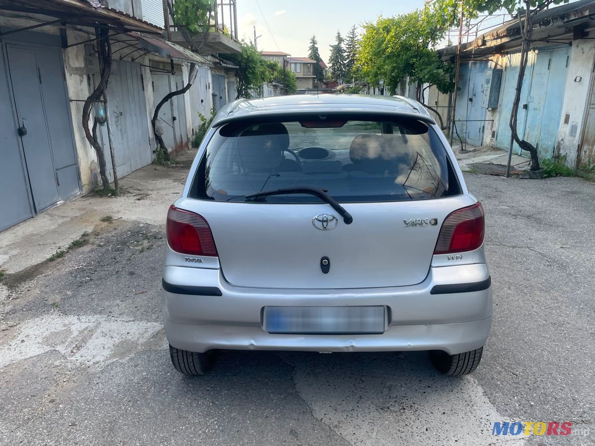 2001' Toyota Yaris photo #5