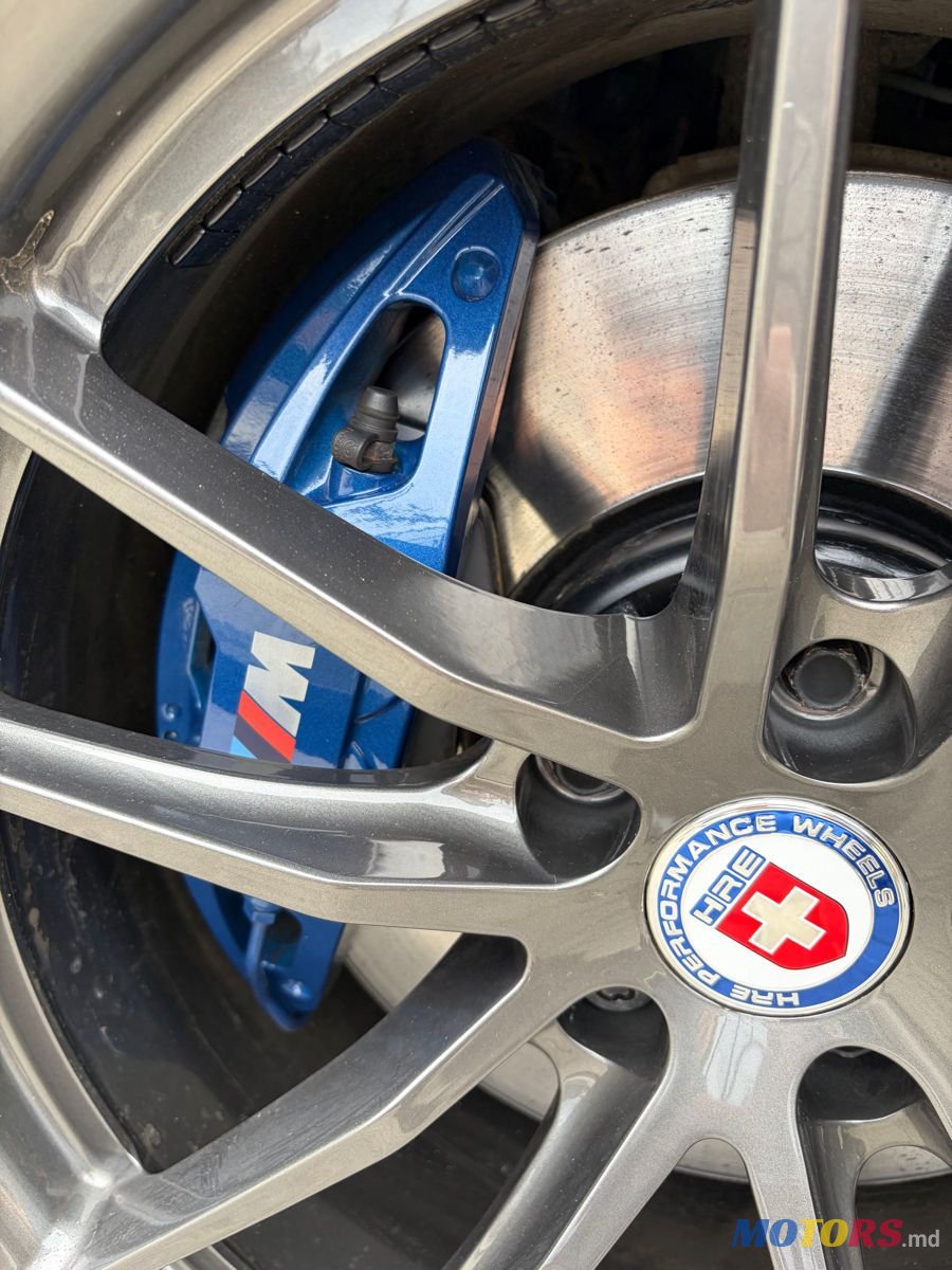 2020' BMW 3 Series photo #6