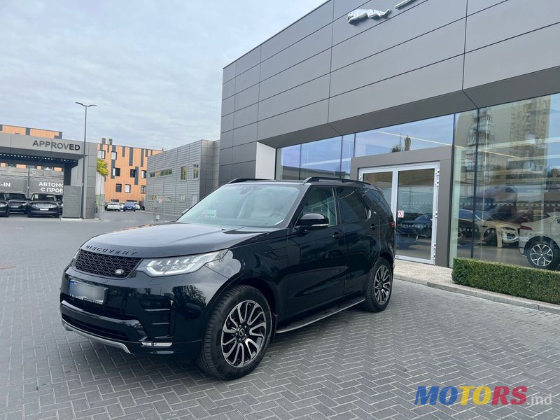 2018' Land Rover Discovery photo #1
