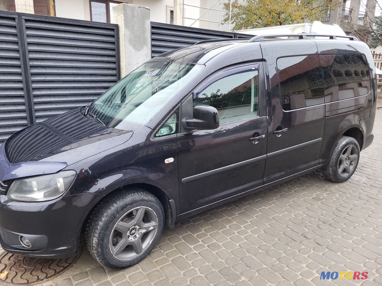 2013' Volkswagen Caddy photo #3