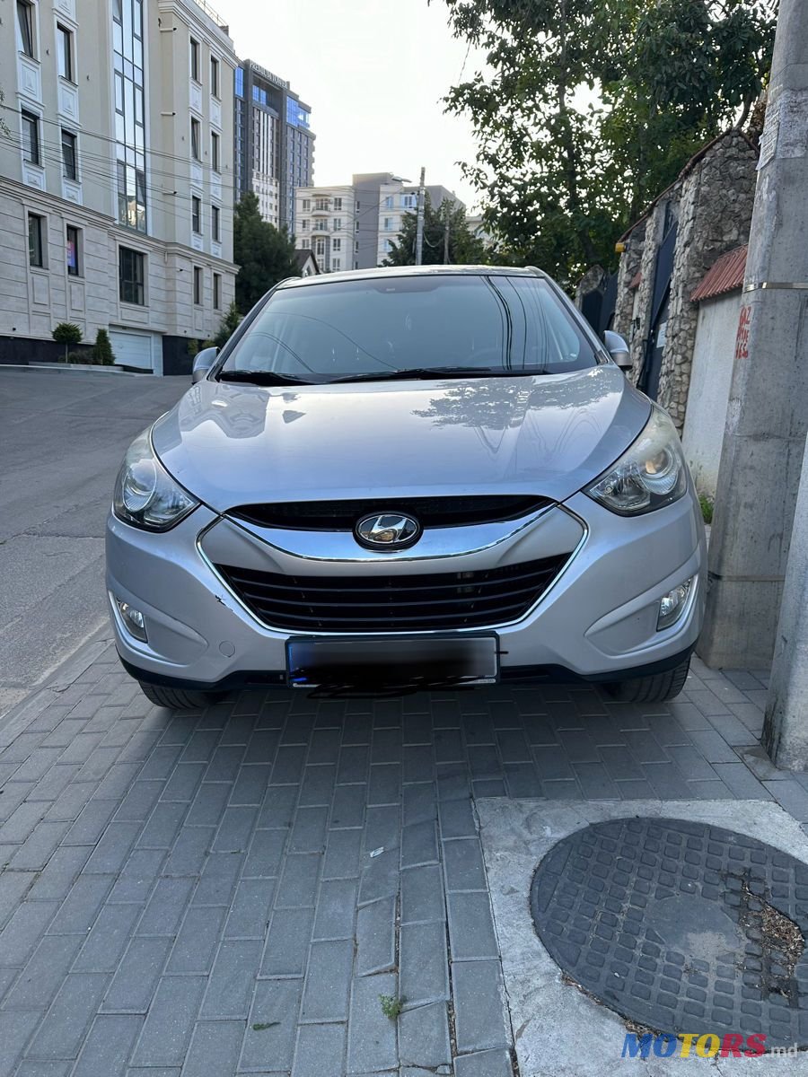 2011' Hyundai Tucson photo #1