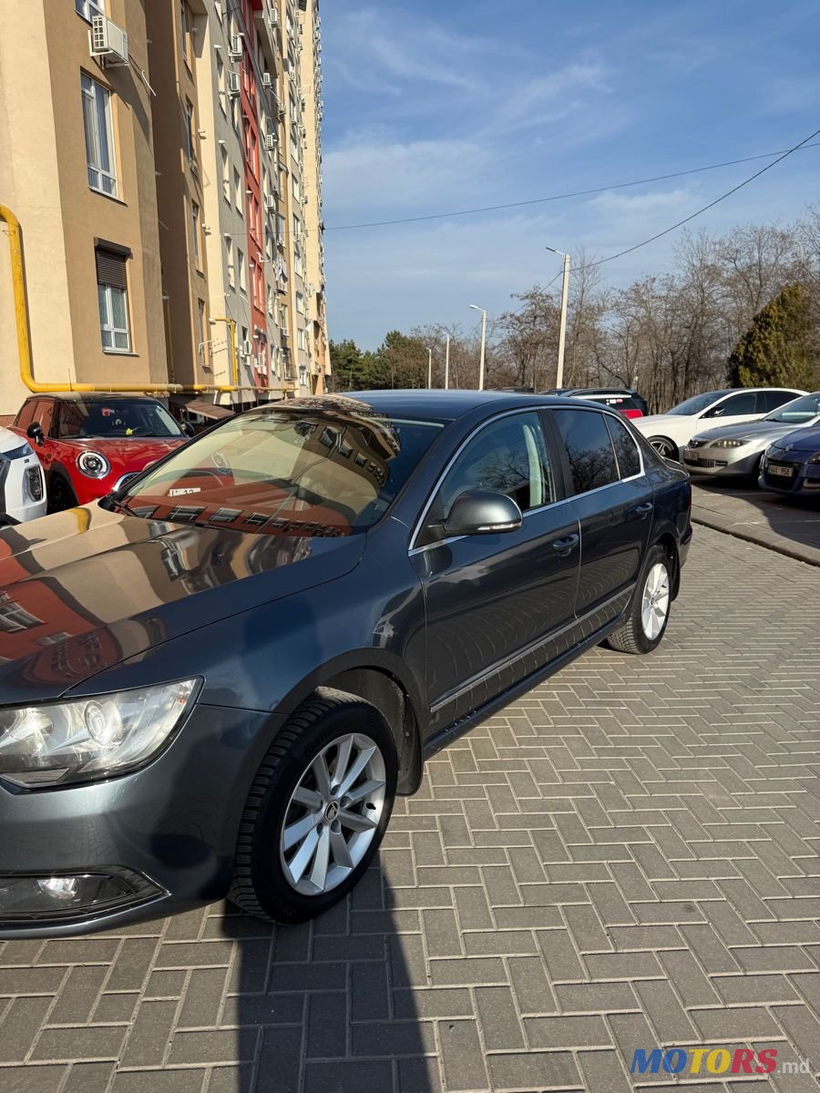 2014' Skoda Superb photo #2