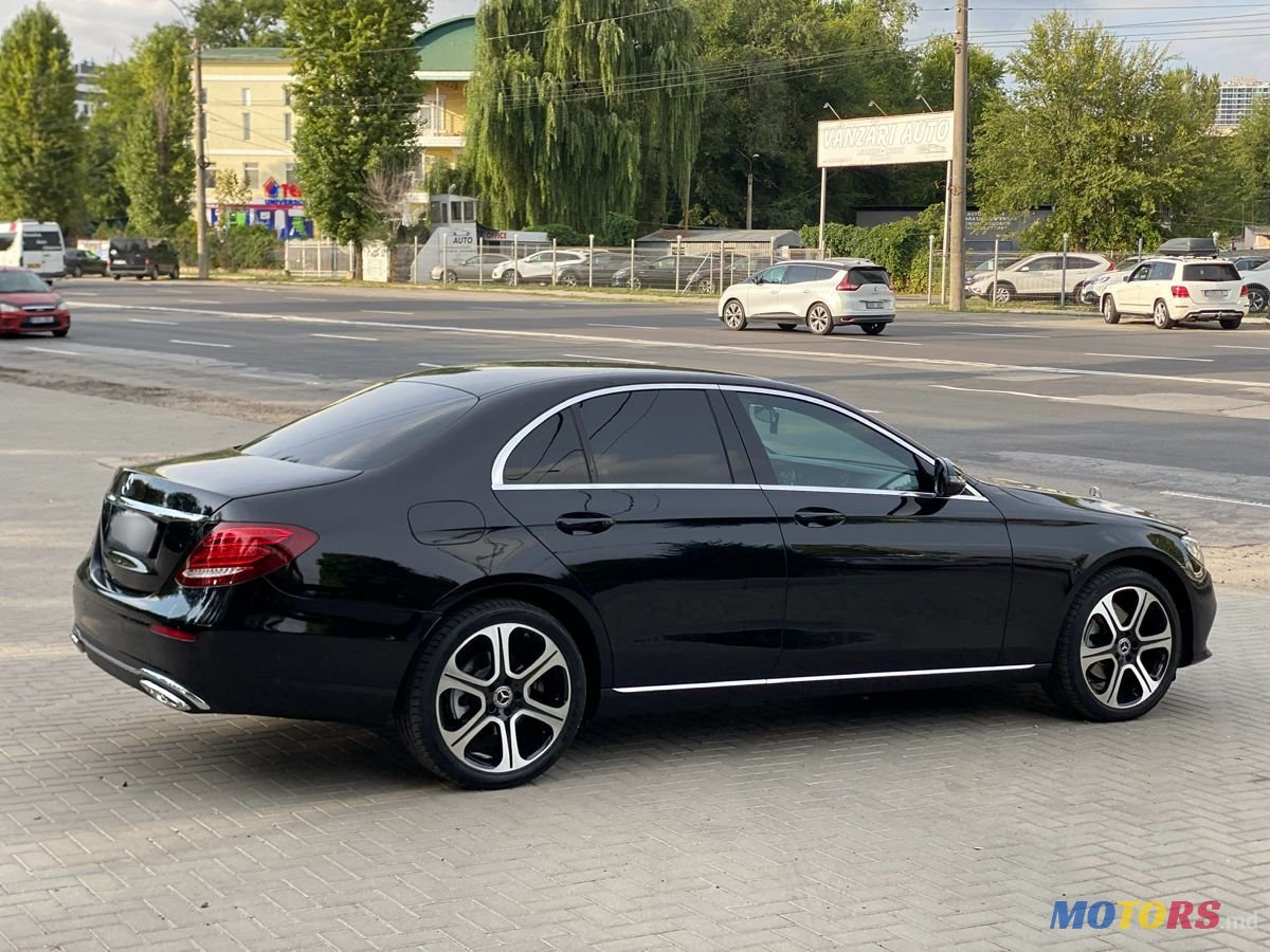 2016' Mercedes-Benz E Класс photo #2