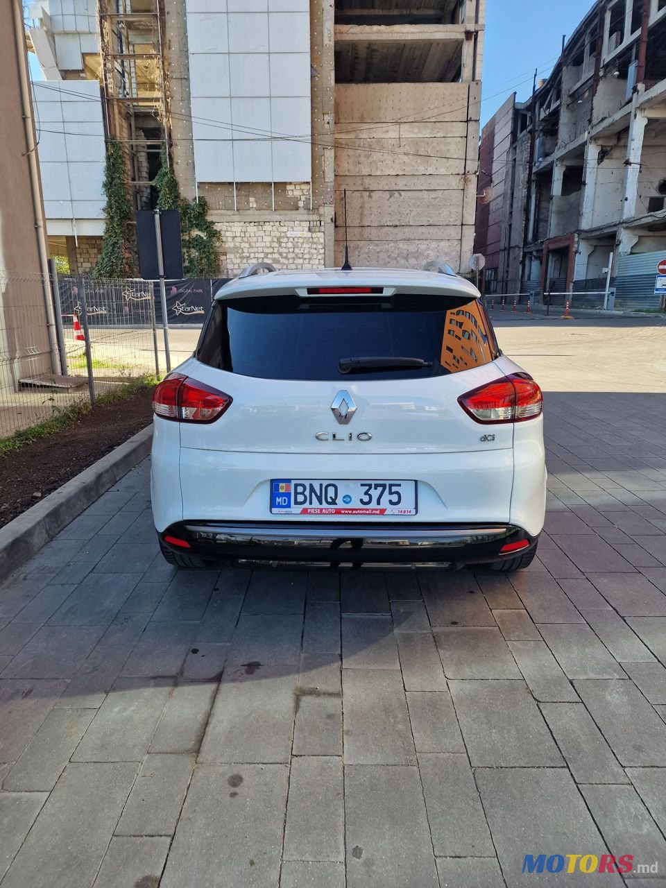 2015' Renault Clio photo #4