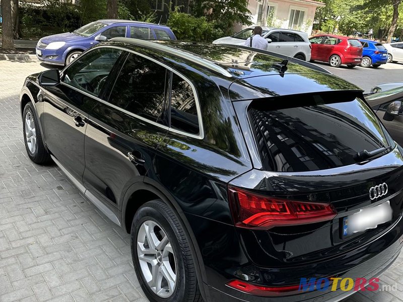 2019' Audi Q5 photo #5