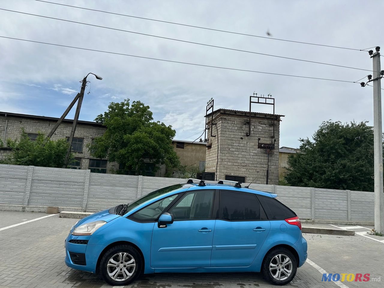 2009' Citroen C4 Picasso photo #3