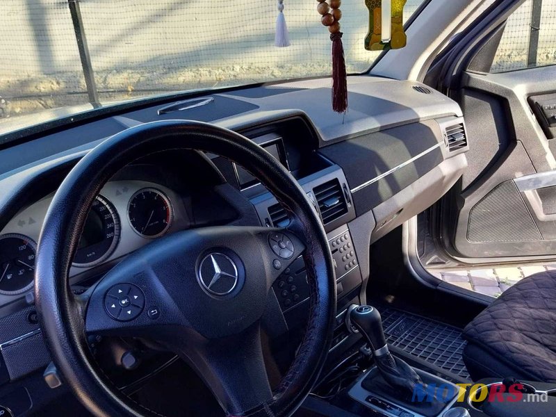 2009' Mercedes-Benz GLK-Class photo #5