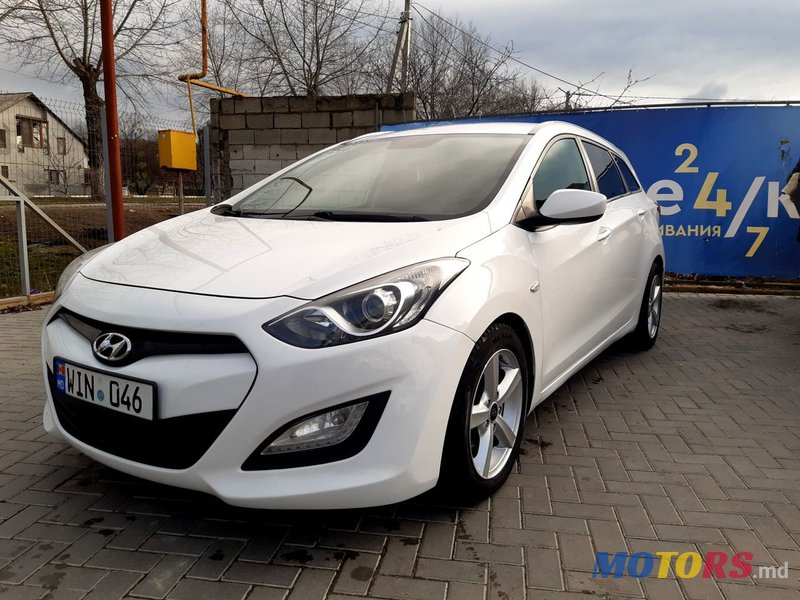 2013' Hyundai i30 photo #3