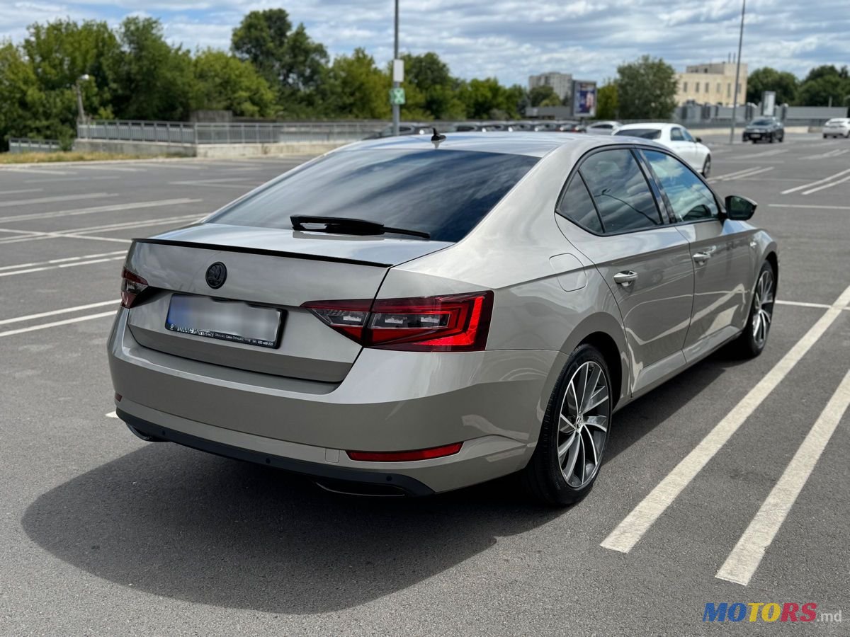 2016' Skoda Superb photo #4