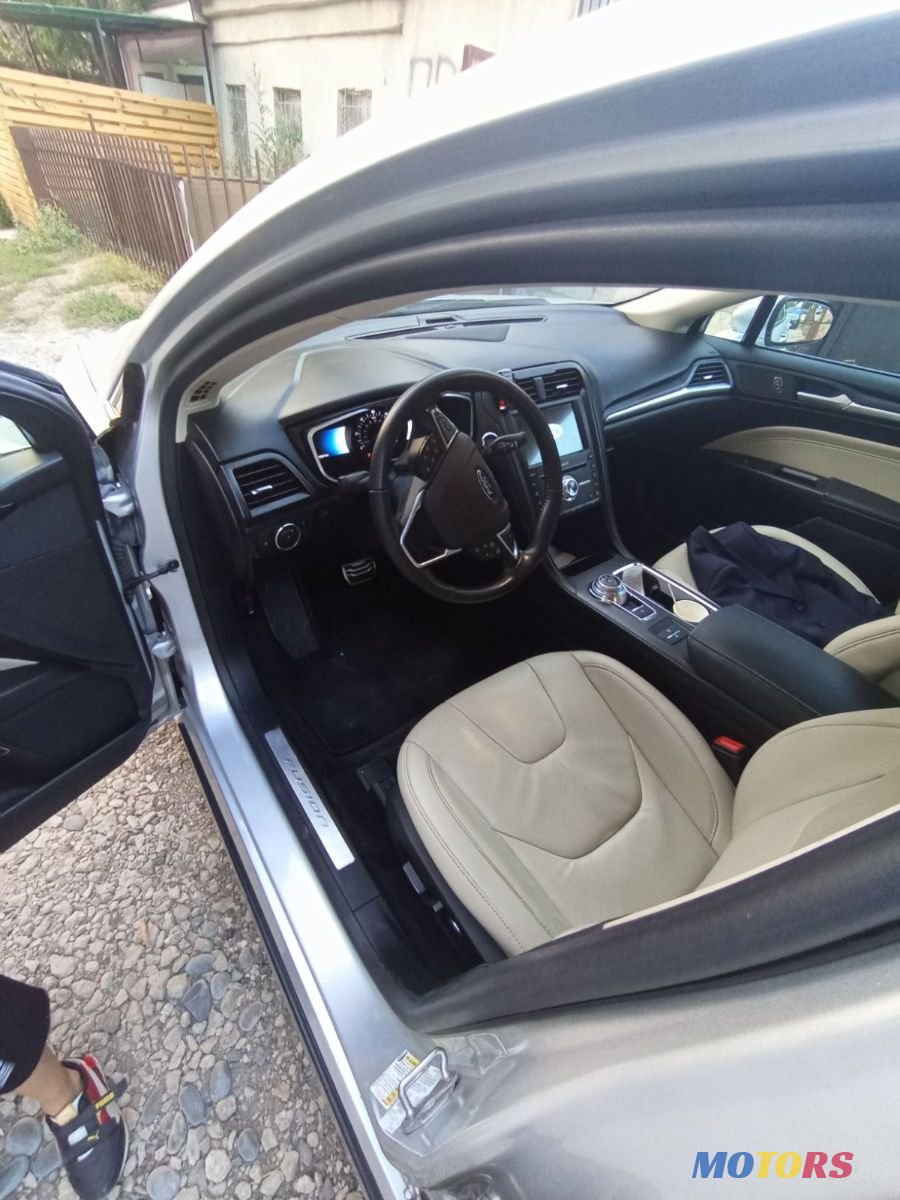 2017' Ford Fusion photo #5