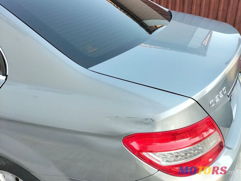 2008' Mercedes-Benz C-Class photo #3