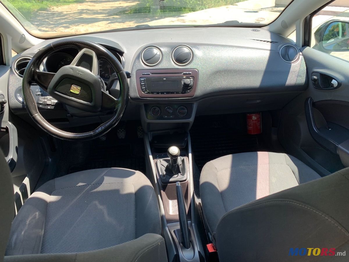 2009' SEAT Ibiza photo #5