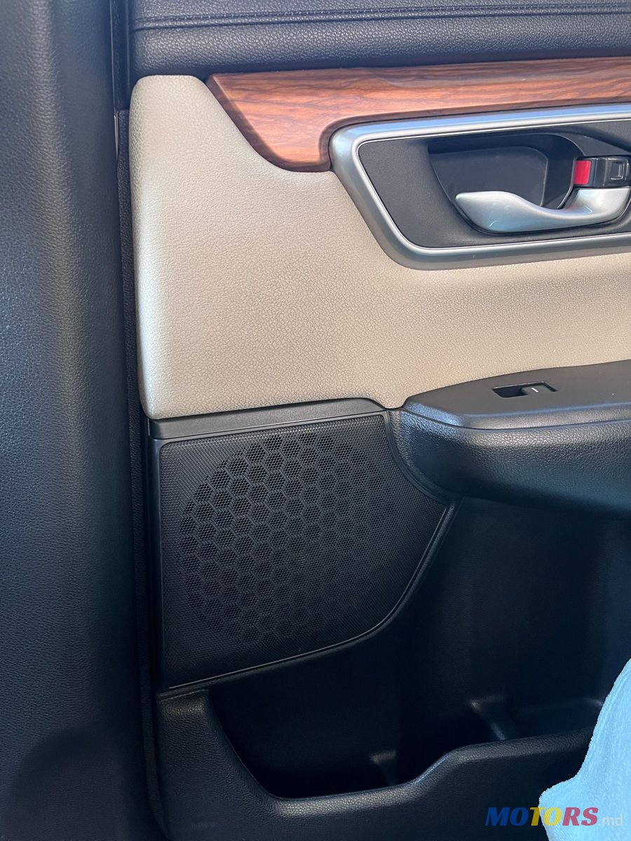 2020' Honda CR-V photo #2